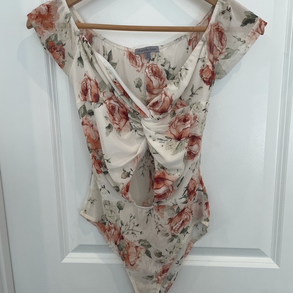 Charlotte Russe Tops - Floral one piece blouse
